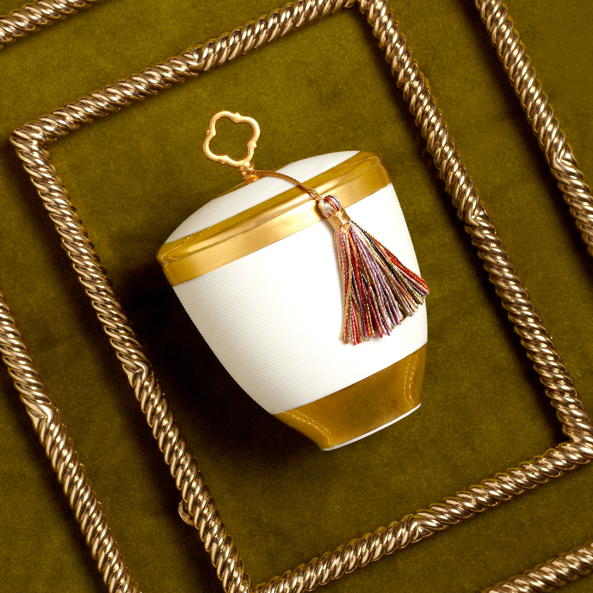 Gold Key Candle with Tassel (D)