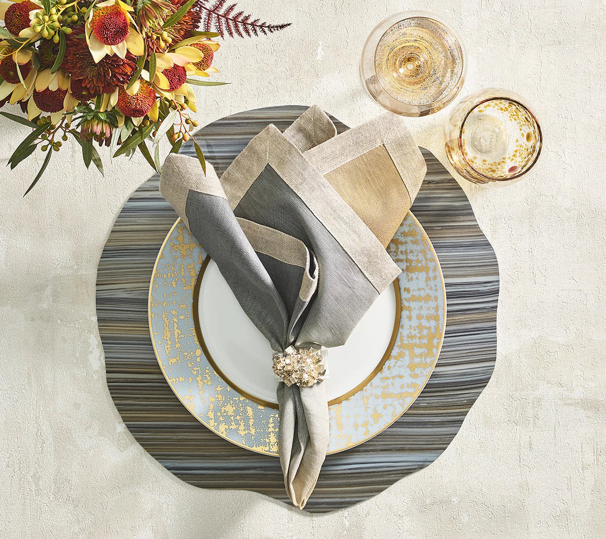 Mica Placemat in Beige, Taupe &amp; Gray, Set of 4 (D)