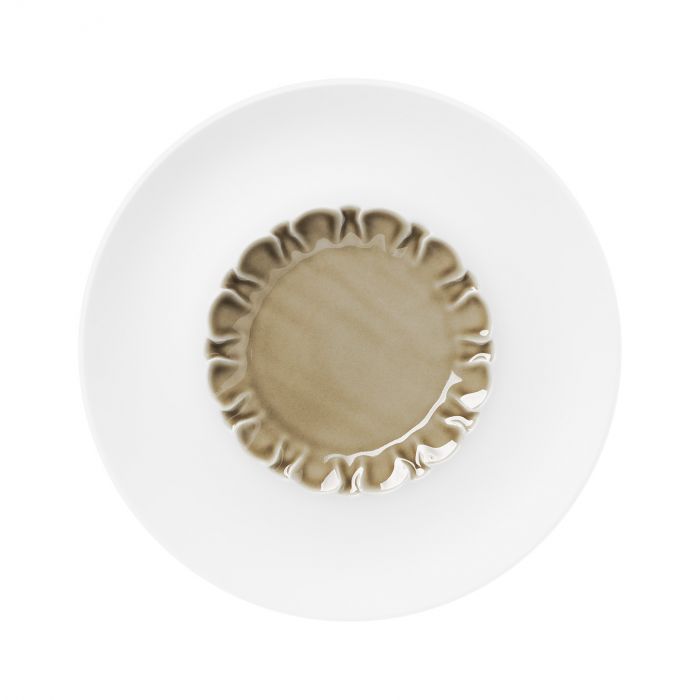 Evolution Rimmed Plate with Structured Well
