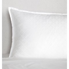 Giza 45 Ivory Quatrefoil Standard Sham